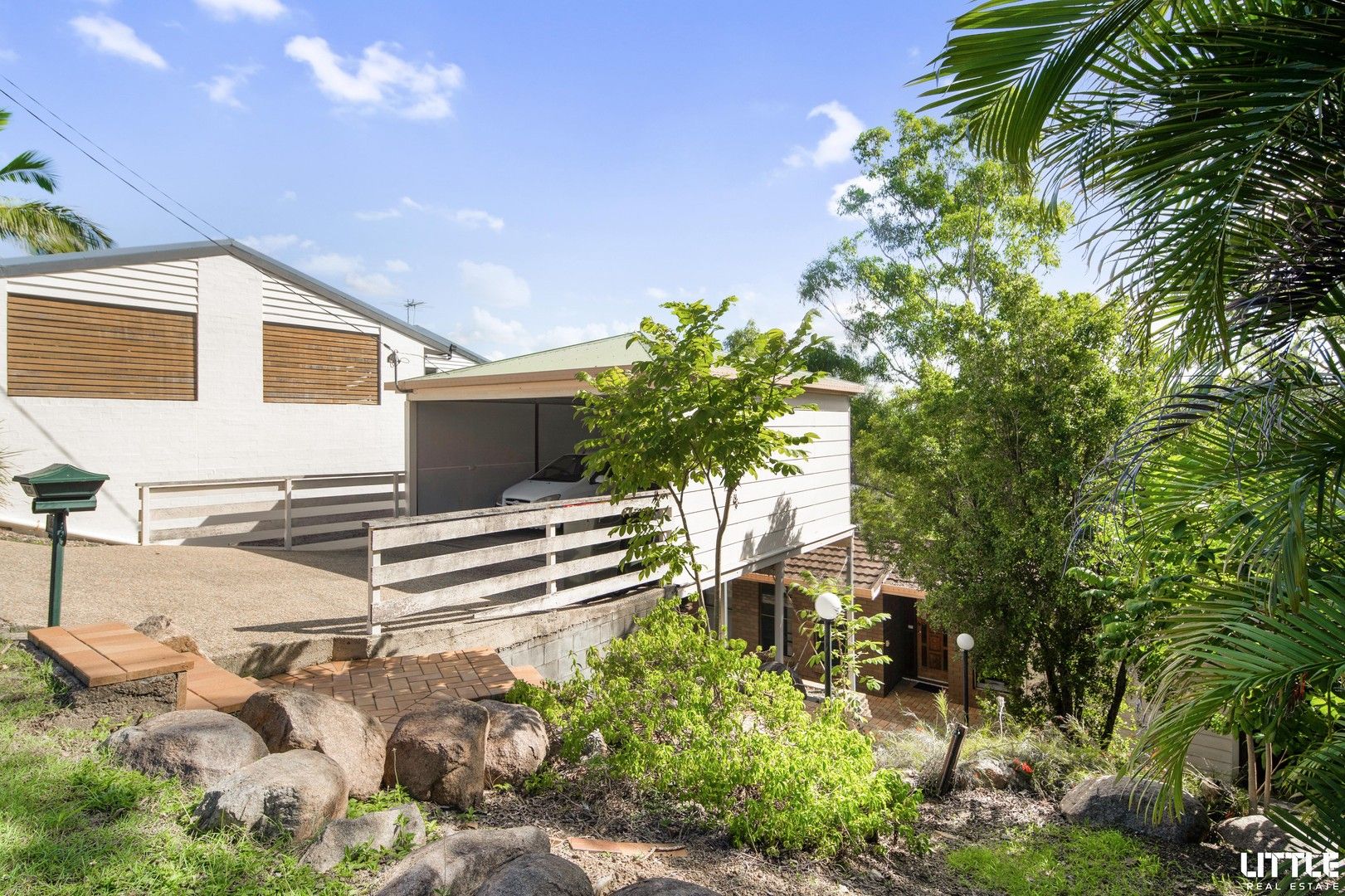 22 Chapel Hill Road, Chapel Hill QLD 4069, Image 0