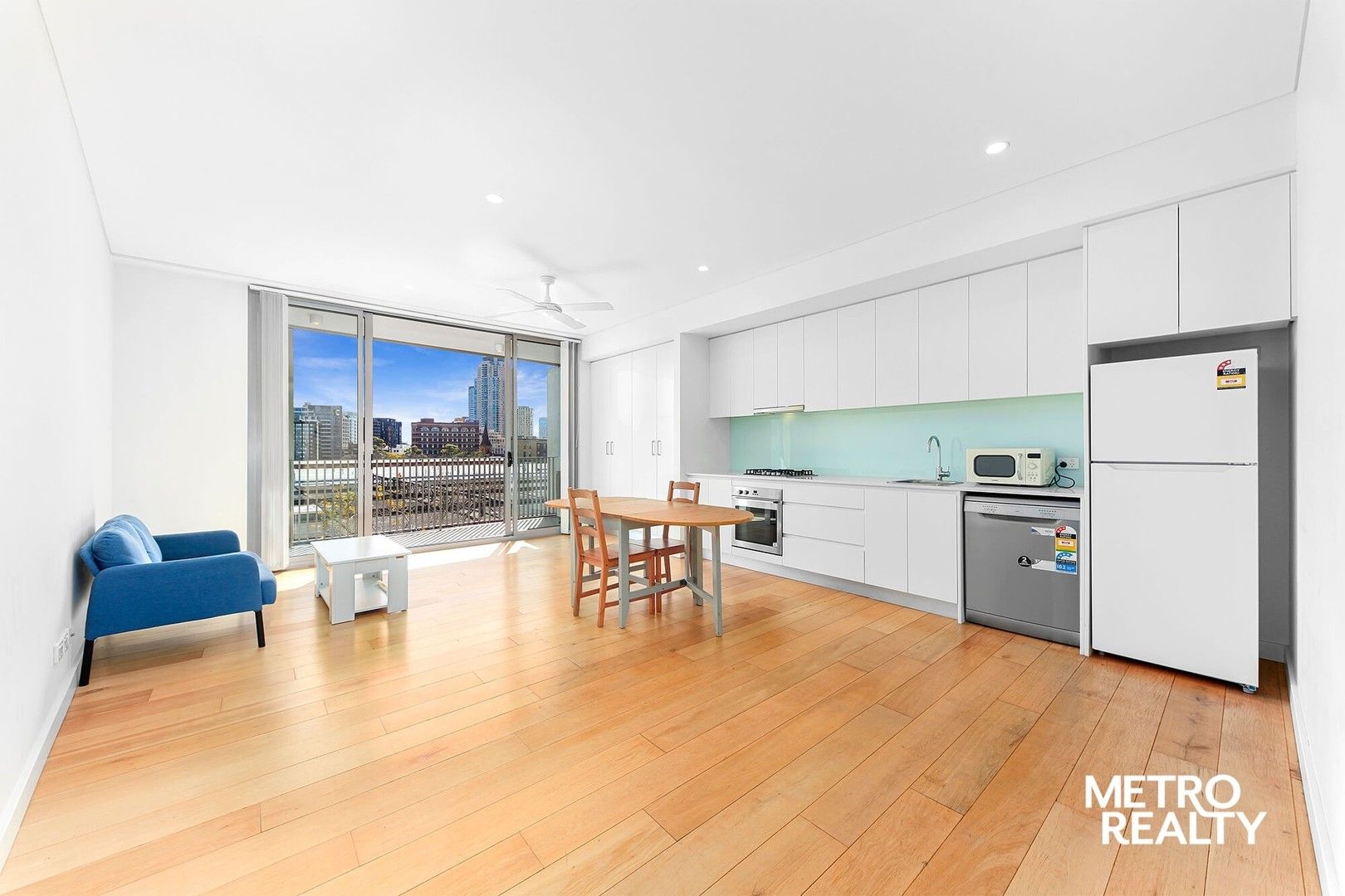 2 bedrooms Apartment / Unit / Flat in 34/34 Chalmers Street SURRY HILLS NSW, 2010