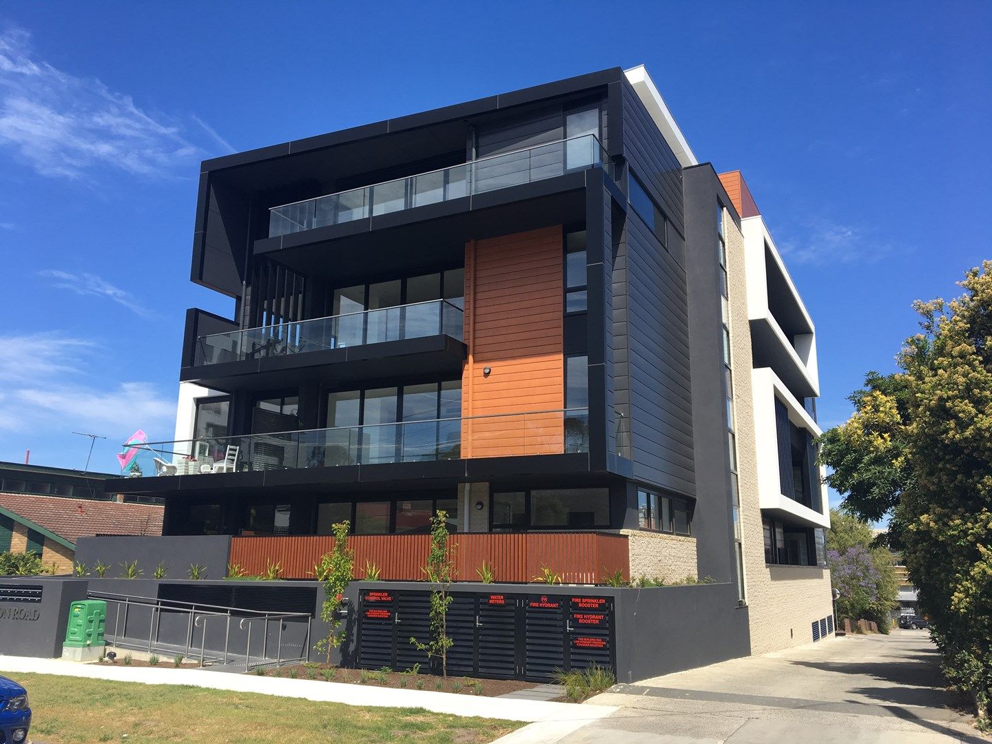 2 bedrooms Apartment / Unit / Flat in 204/19 Wellington Road BOX HILL VIC, 3128