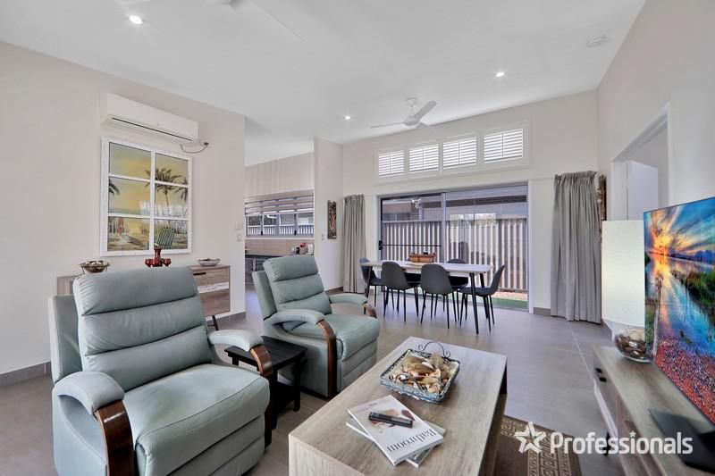 7/1 Sylvan Drive, Moore Park Beach QLD 4670, Image 2