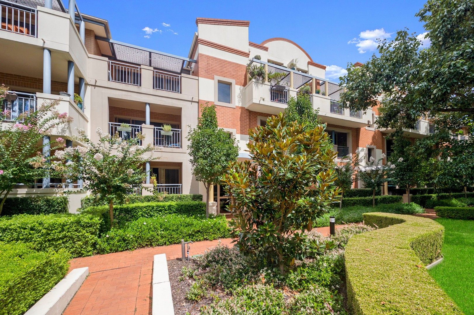 2 bedrooms Apartment / Unit / Flat in 36/6 Williams Parade DULWICH HILL NSW, 2203