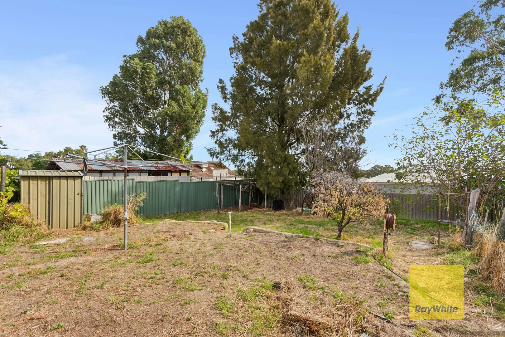 Additional image 19 of 7 Jinda Road, Koongamia WA 6056