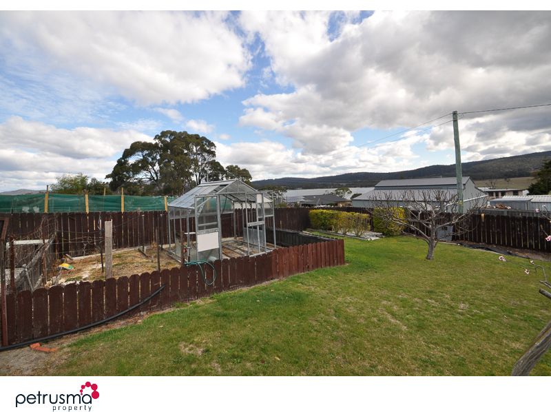 7 Lord Street, TRIABUNNA TAS 7190, Image 2