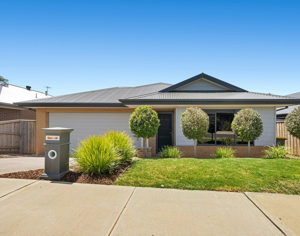 35 Mclachlan Street, Bacchus Marsh VIC 3340