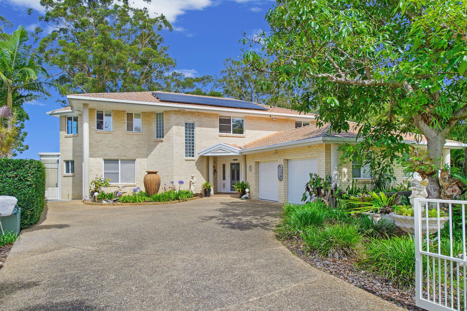 83 Riverside Drive, Riverside | Property History & Address Research ...