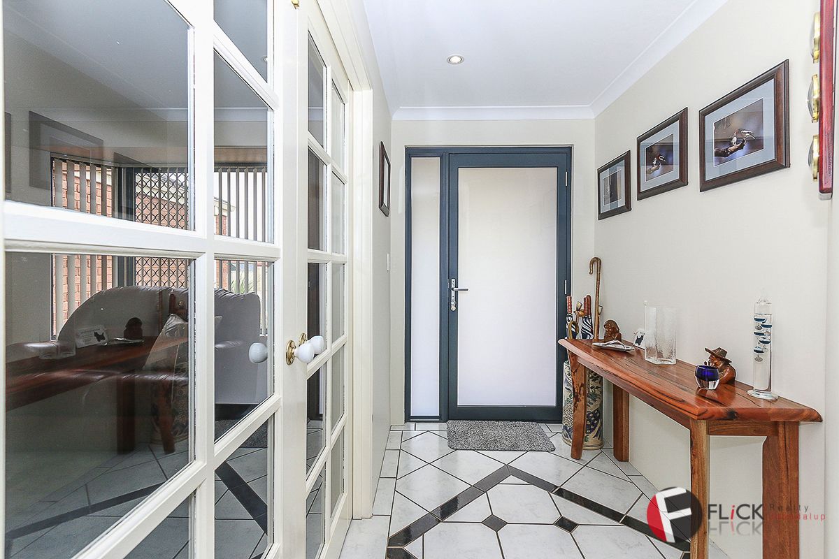 32 Windemere Cir, Joondalup WA 6027, Image 1