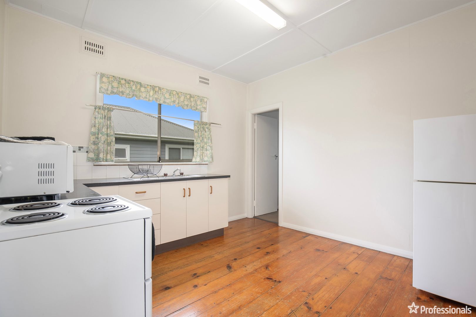 1-3/1 Marsh Street, Armidale NSW 2350, Image 1