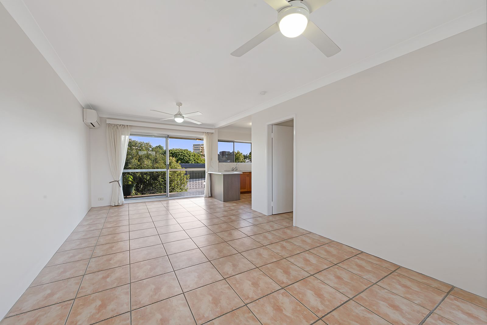 2 bedrooms Apartment / Unit / Flat in 9/95 Oxlade Drive NEW FARM QLD, 4005