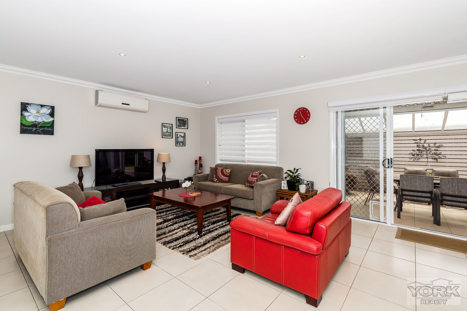 3/245 Mackenzie Street, Centenary Heights QLD 4350, Image 2