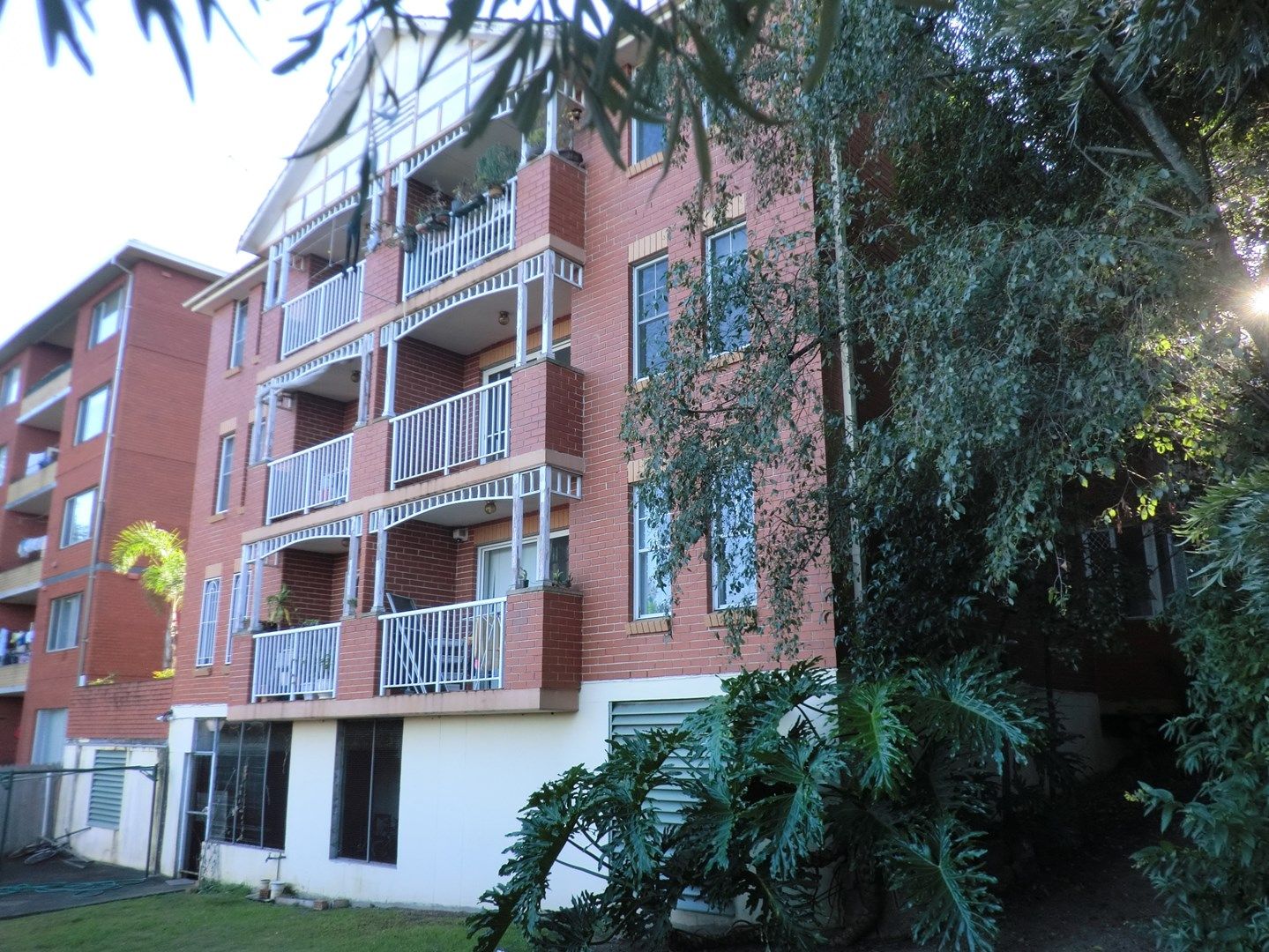 2 bedrooms Apartment / Unit / Flat in 13/67 Woniora Road HURSTVILLE NSW, 2220