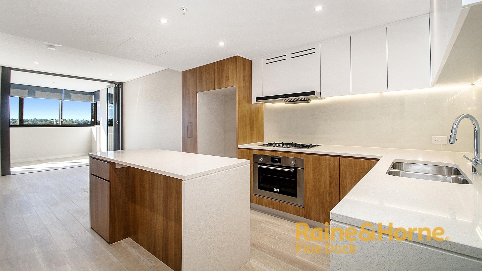 1 bedrooms Apartment / Unit / Flat in 405/26 Footbridge Boulevarde WENTWORTH POINT NSW, 2127