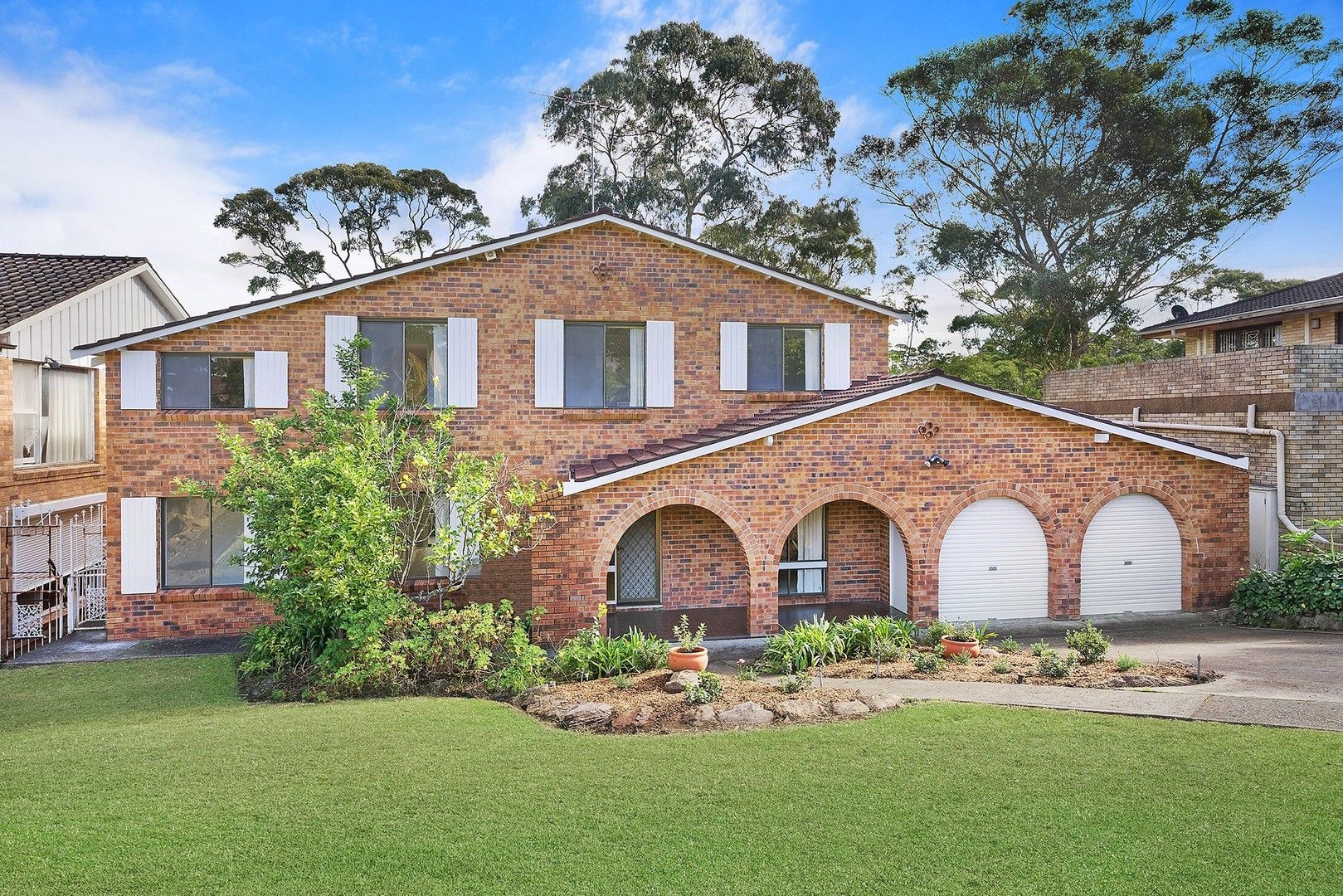 5 bedrooms House in 127 St Johns Avenue GORDON NSW, 2072