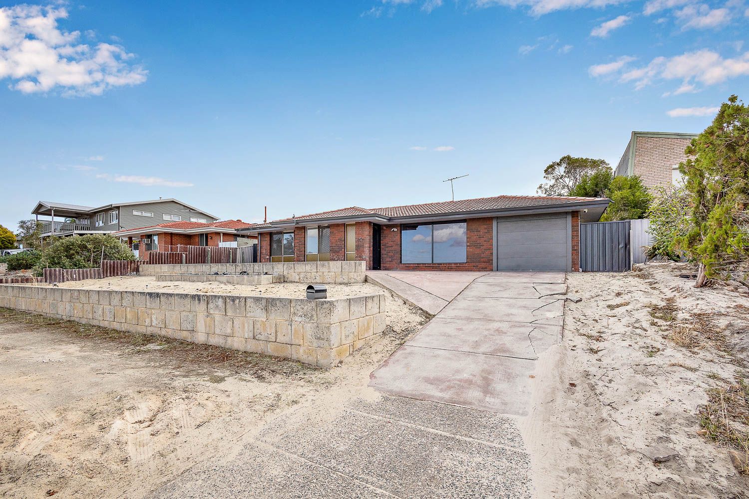 43 WADDINGTON CRESCENT, Koondoola WA 6064, Image 0