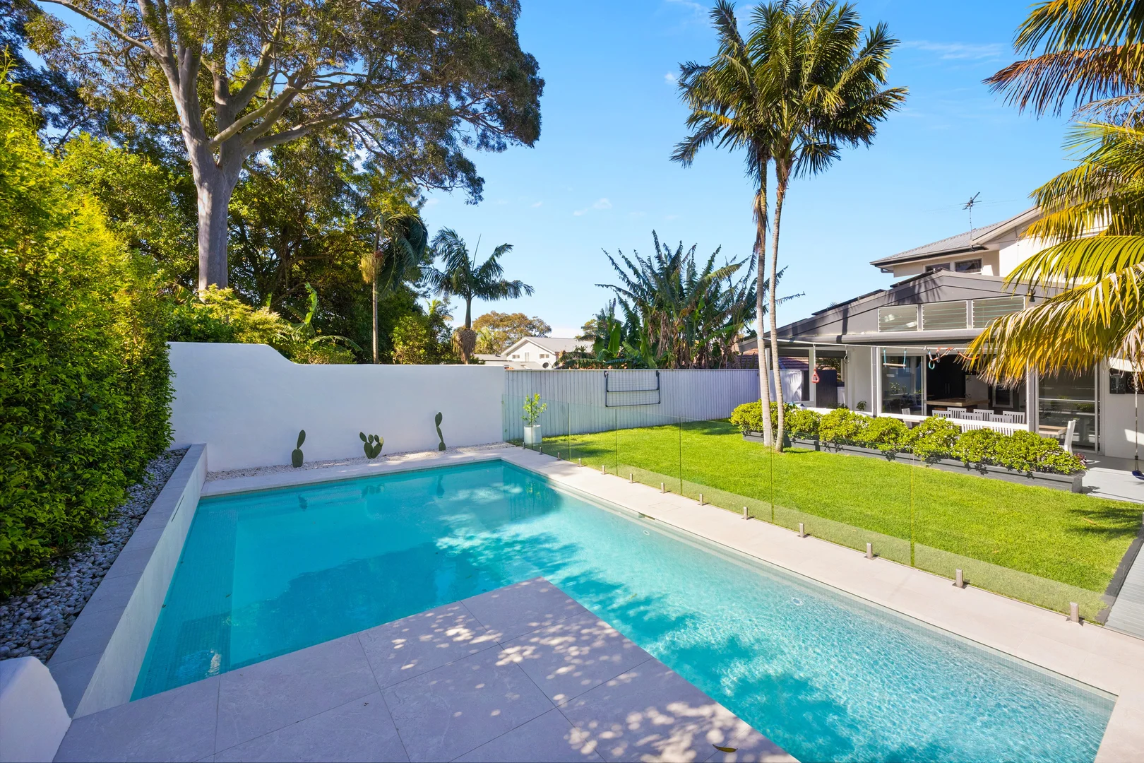 25 Waratah Street, Freshwater NSW 2096 | Domain