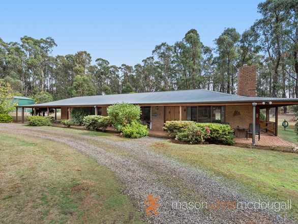 210 Edenvale Crescent, Kinglake West VIC 3757