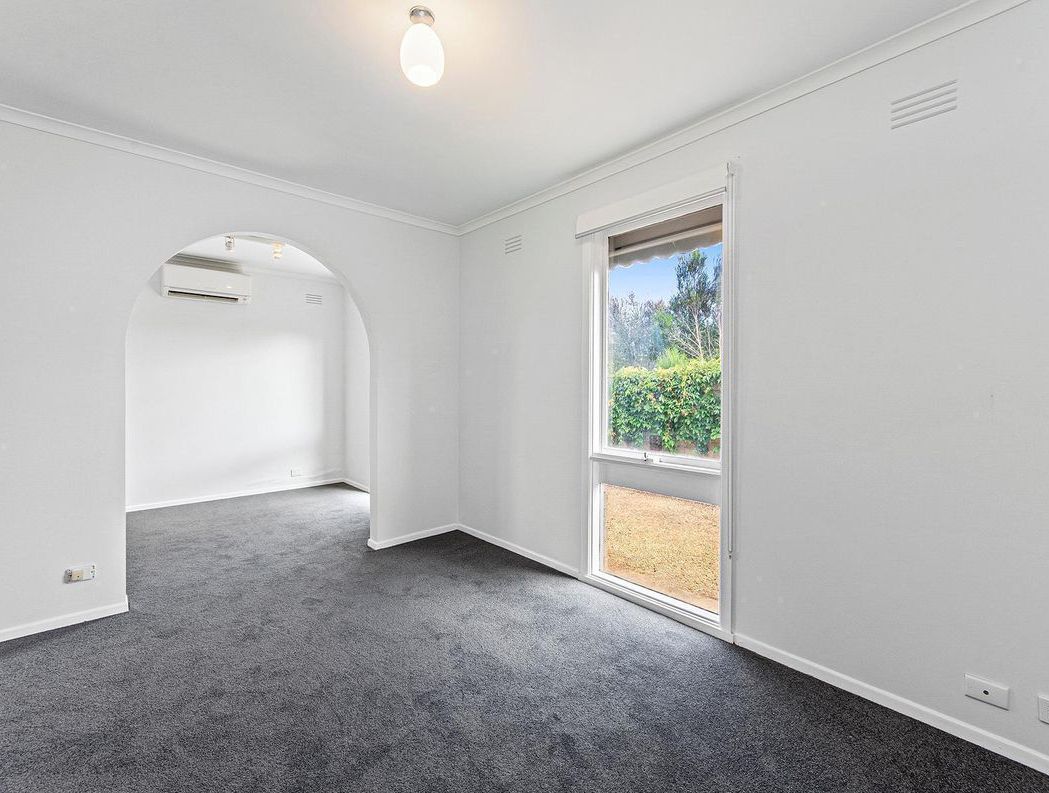 1/50 Maurice Street, Herne Hill VIC 3218, Image 2