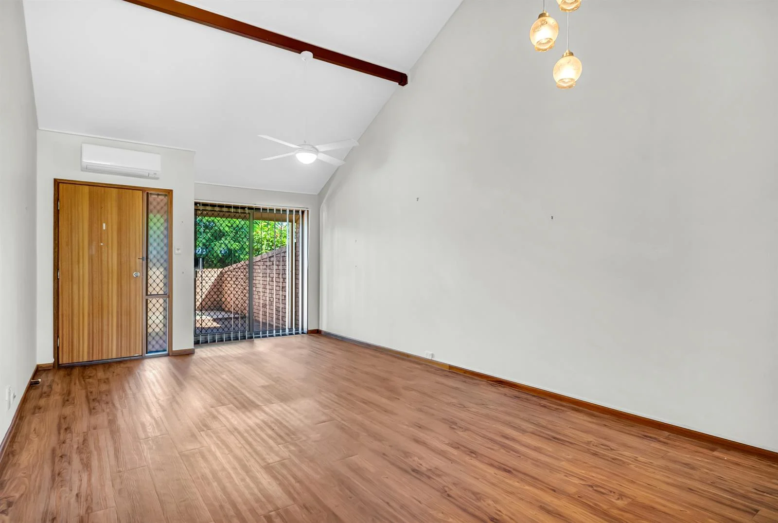 Additional image 3 of 5/5-11 Thompson Street, Victoria Point QLD 4165