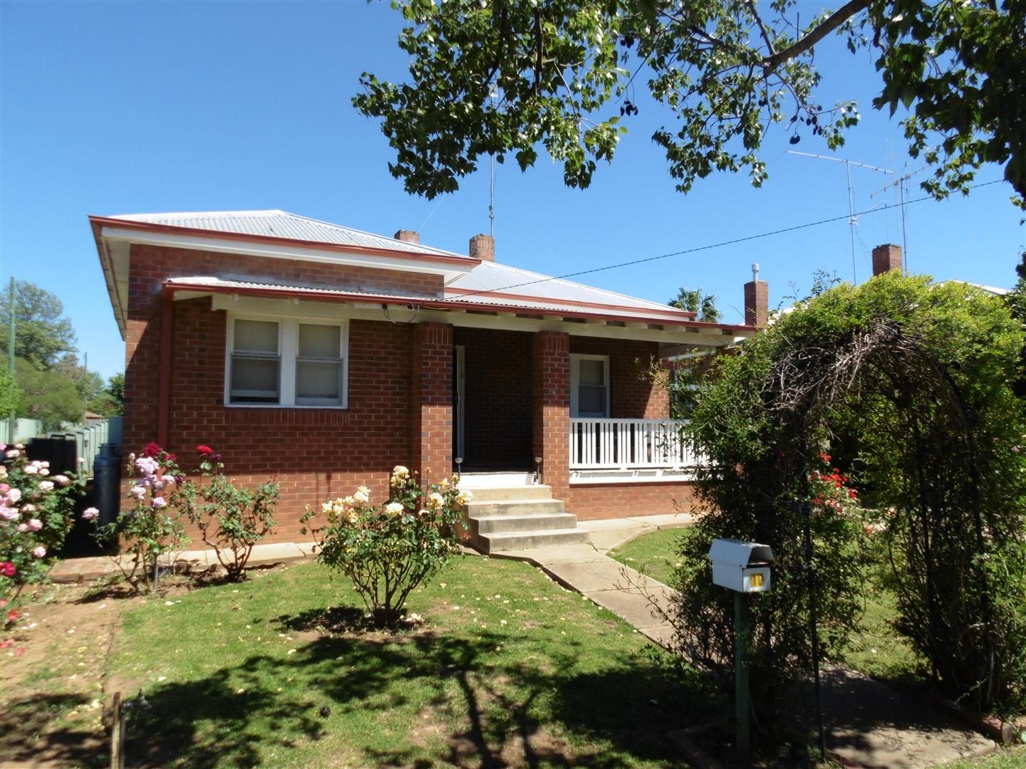 10 Coleman Road, Parkes NSW 2870, Image 0