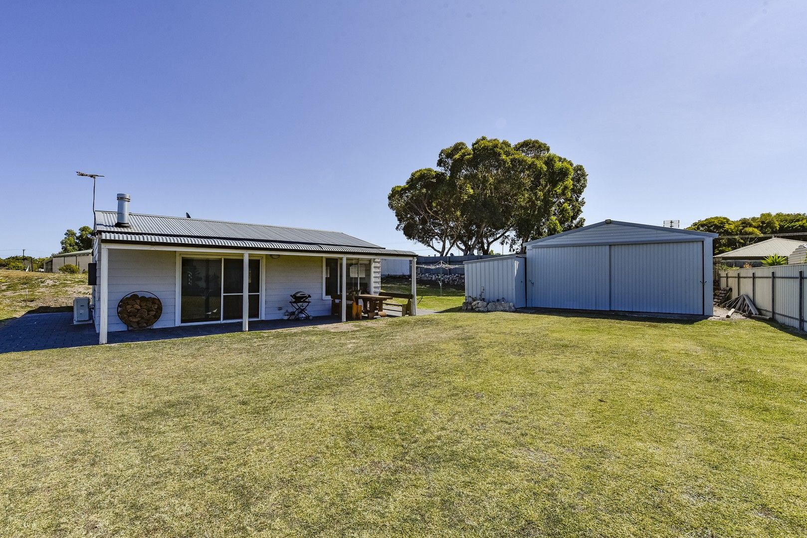 23 Thompson Road, Robe SA 5276, Image 0