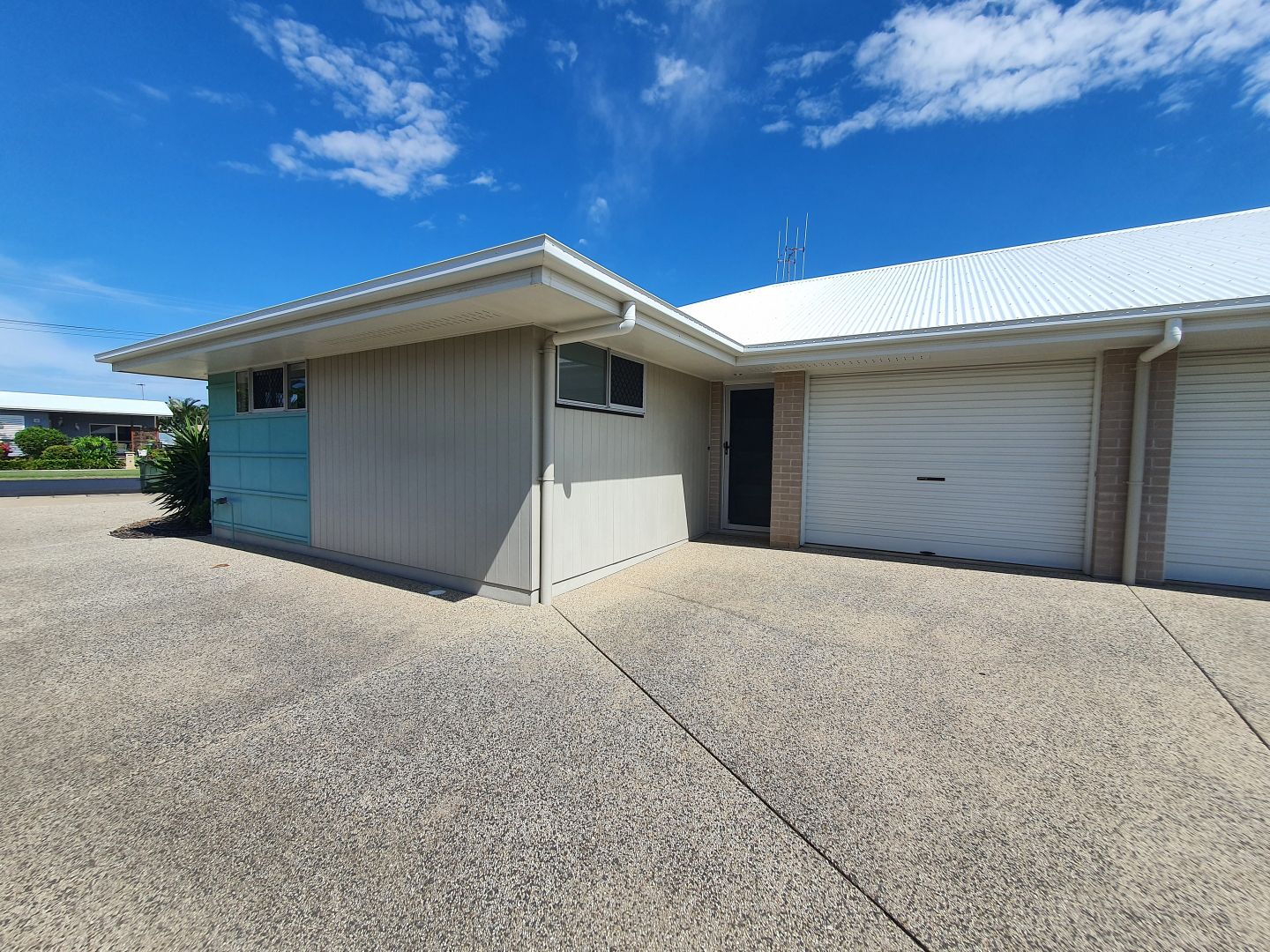 1/30 HOLLAND STREET, Bargara QLD 4670, Image 2