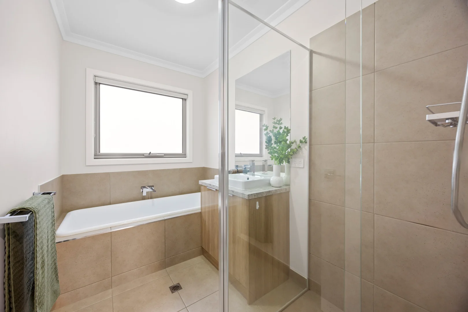 Additional image 16 of 43 Cinnamon Drive, Lake Gardens VIC 3355