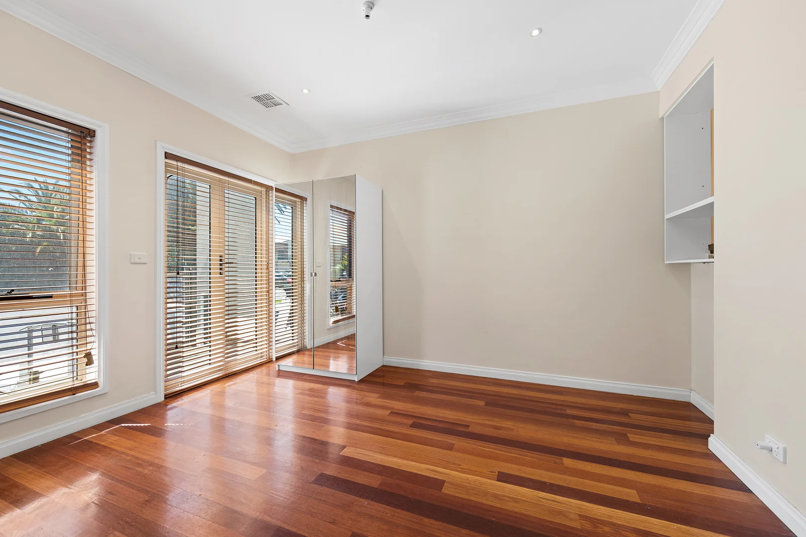 Additional image 9 of 7 Arena Close, Flemington VIC 3031