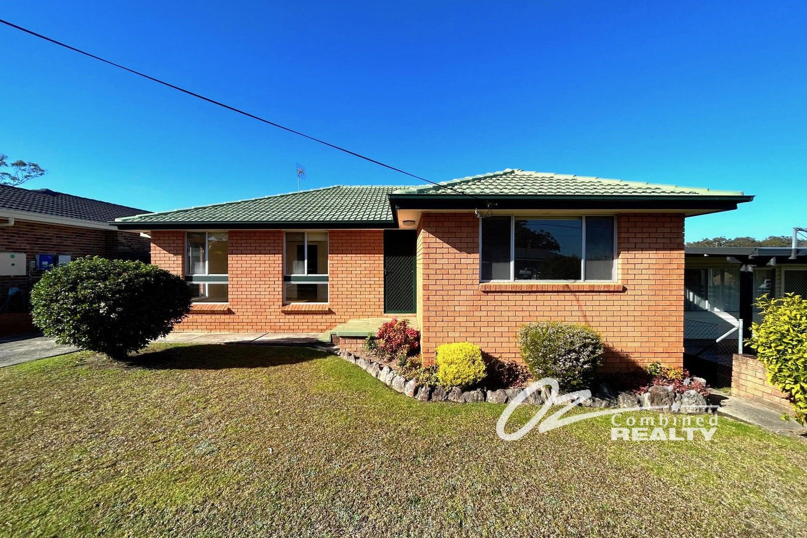 3 bedrooms House in 16 Vickery Avenue SANCTUARY POINT NSW, 2540