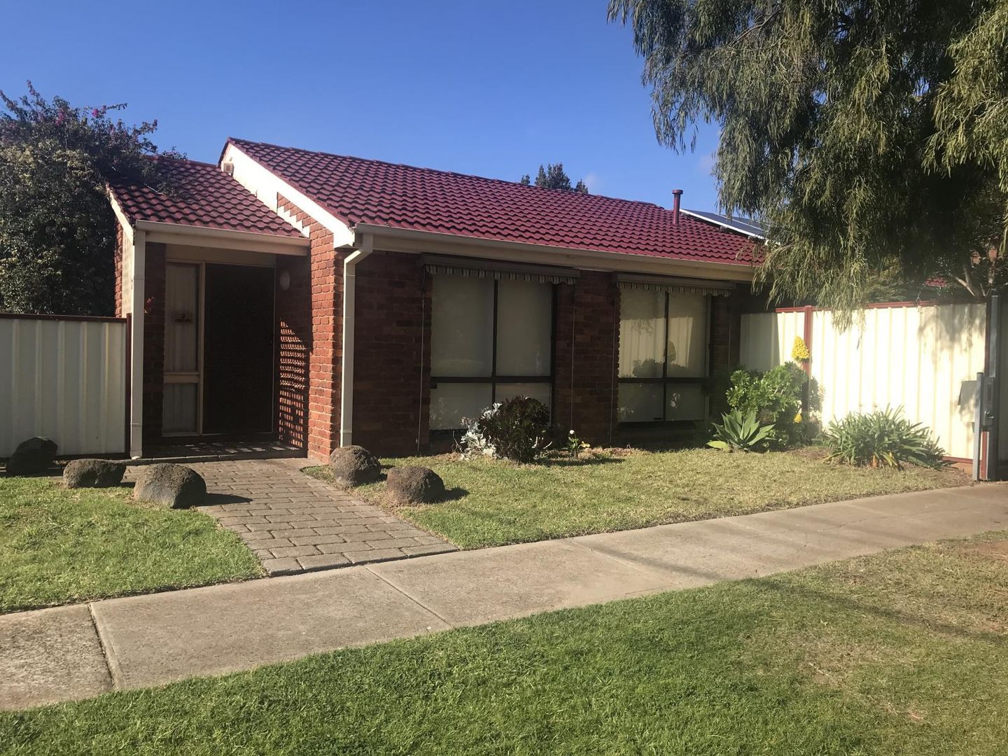2 Courtney Ave, Hoppers Crossing VIC 3029 House For Rent 335 Domain