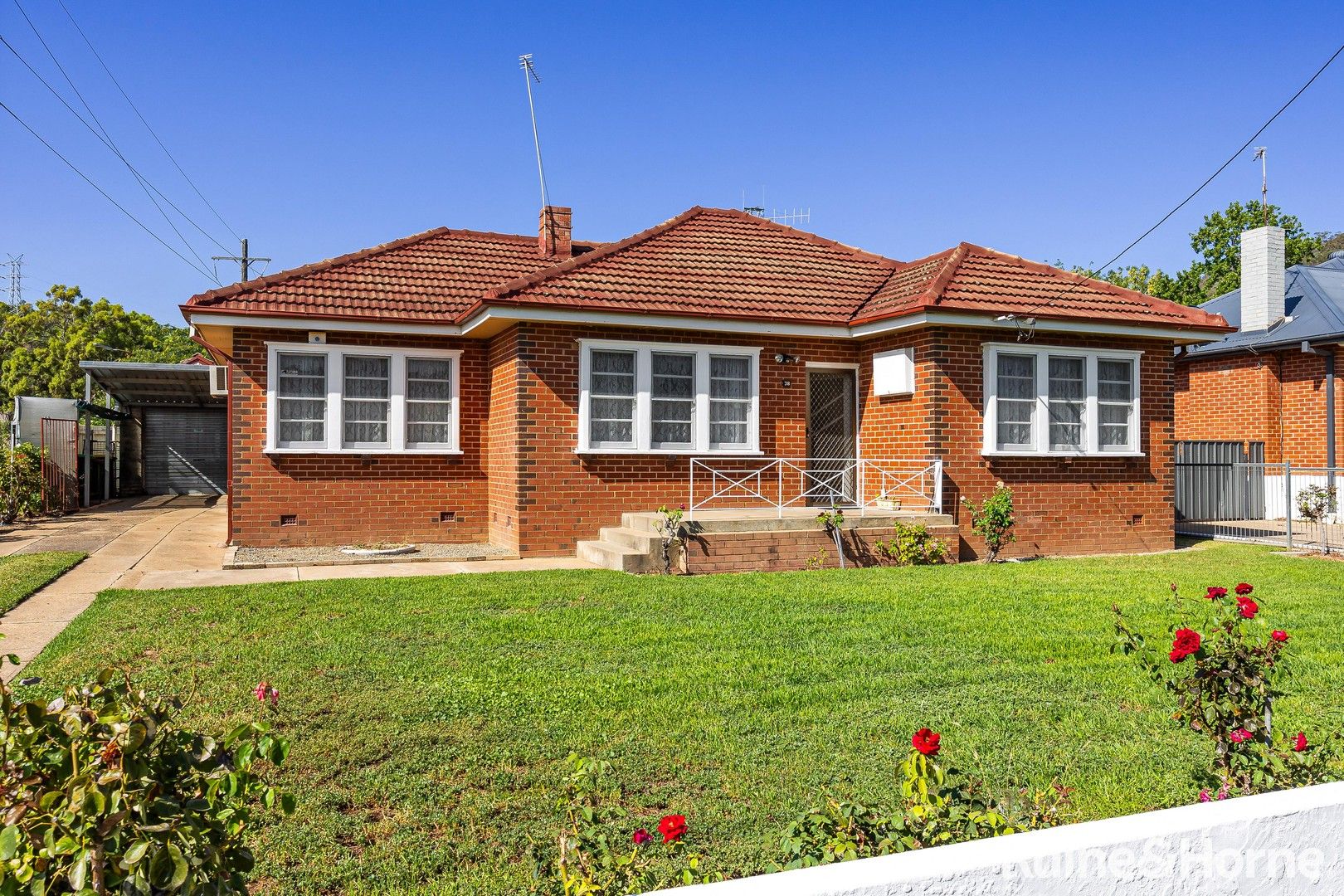 38 Copland Street, Kooringal NSW 2650, Image 0