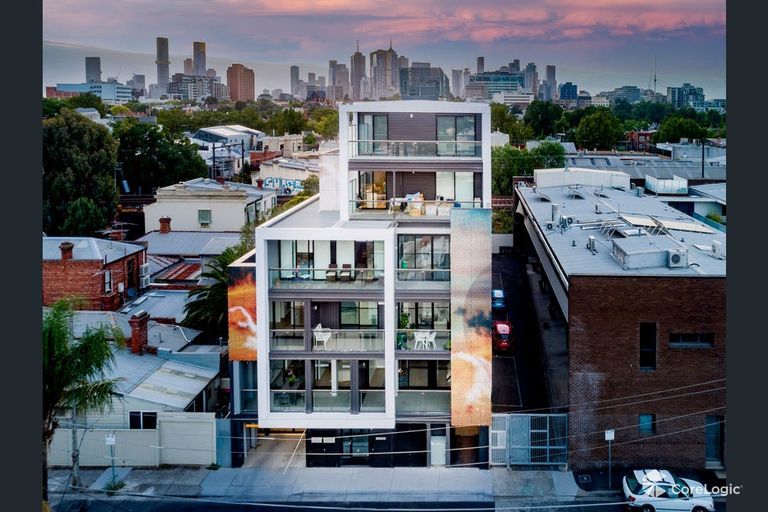 1 bedrooms Apartment / Unit / Flat in 206/8 New Street RICHMOND VIC, 3121