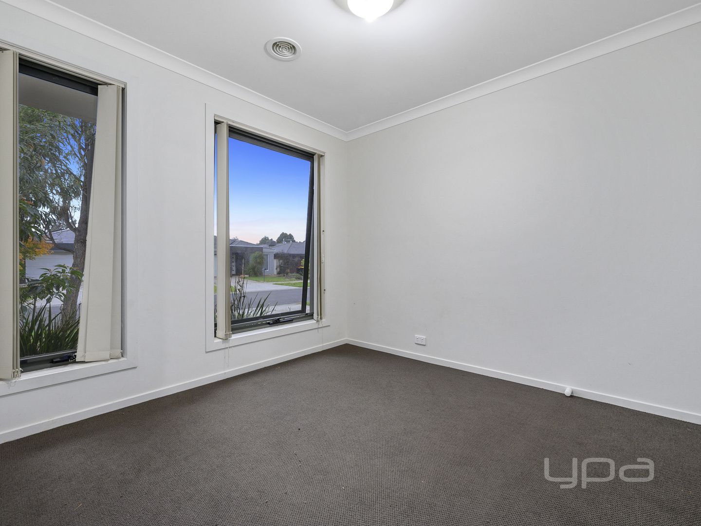 7 Clare Street, Brookfield VIC 3338, Image 2