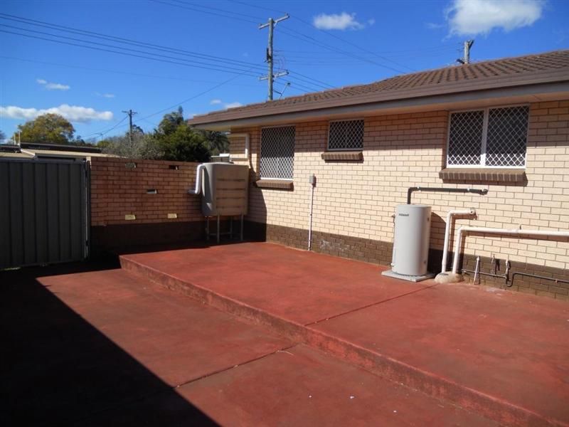 Unit 1/23 Boyes Street, HARRISTOWN QLD 4350, Image 2