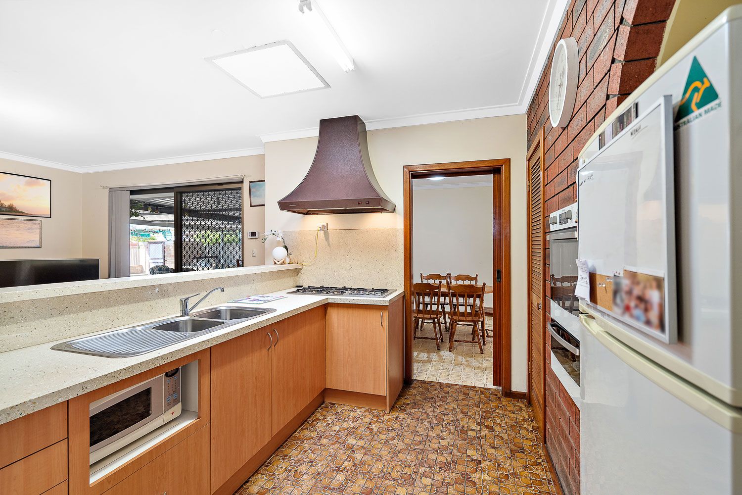 186 Spearwood Avenue, Spearwood WA 6163, Image 1