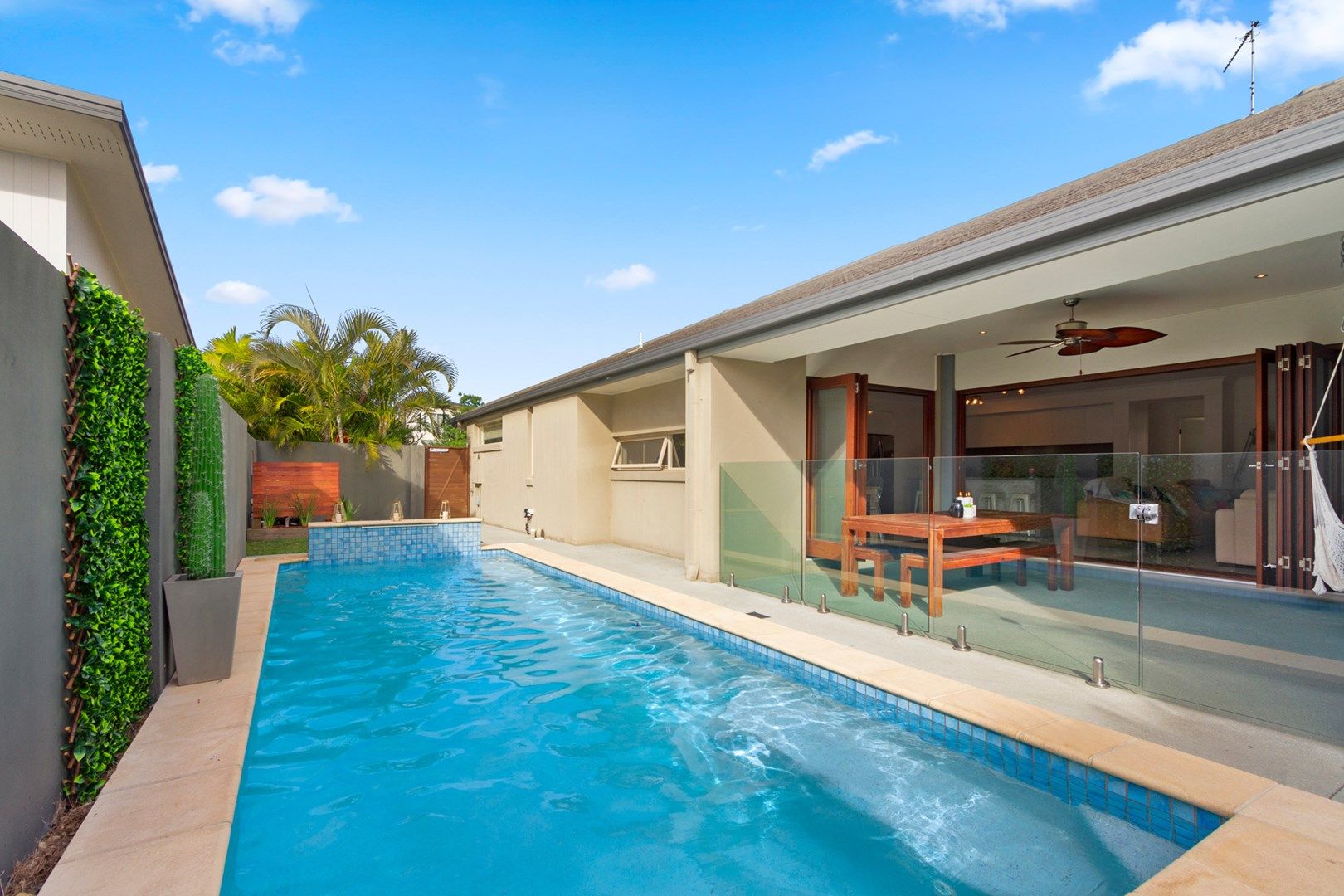 6 Ruthenium Court, Hope Island QLD 4212, Image 1