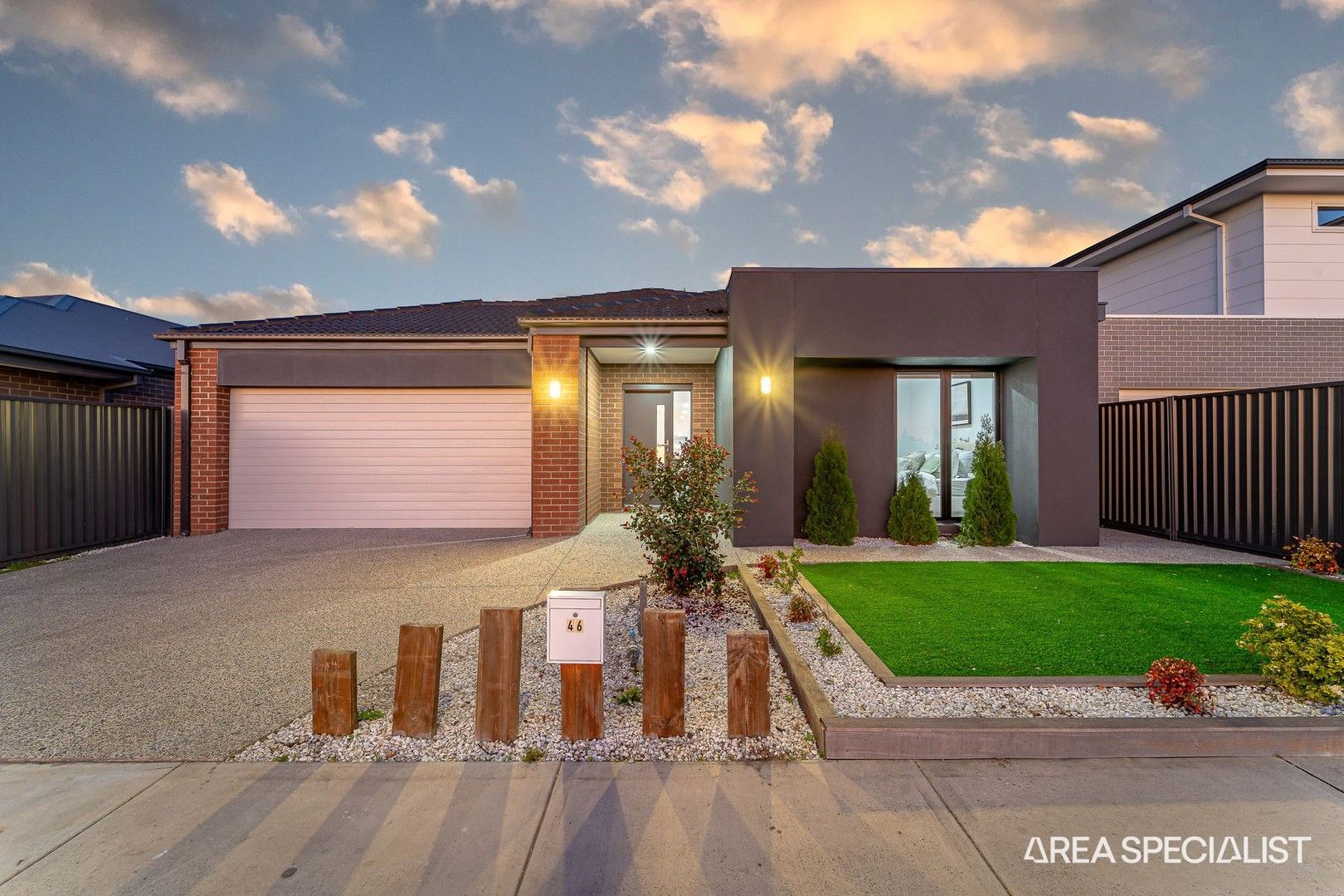 5 bedrooms House in 46 Tova Avenue BELL POST HILL VIC, 3215