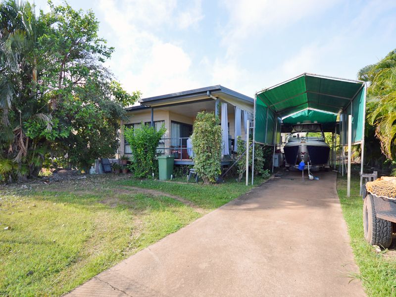 7 Christie Ave, Nanum QLD 4874, Image 2