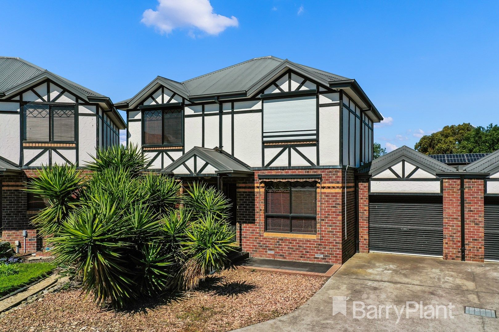 4/10 Windle Court, Truganina VIC 3029, Image 0