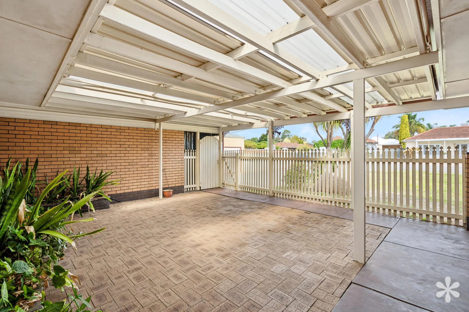 Additional image 11 of 215 Hardey Road, Belmont WA 6104