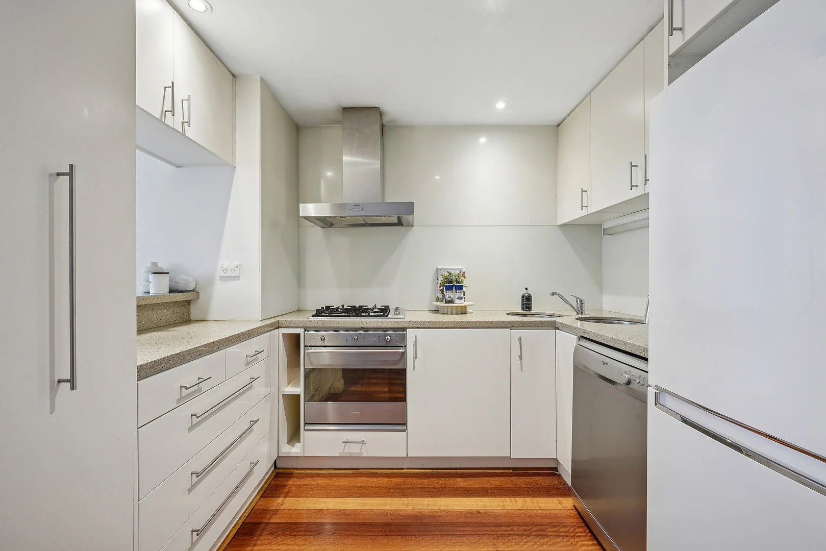 Additional image 6 of 3/694-696 Old South Head Road, Rose Bay NSW 2029