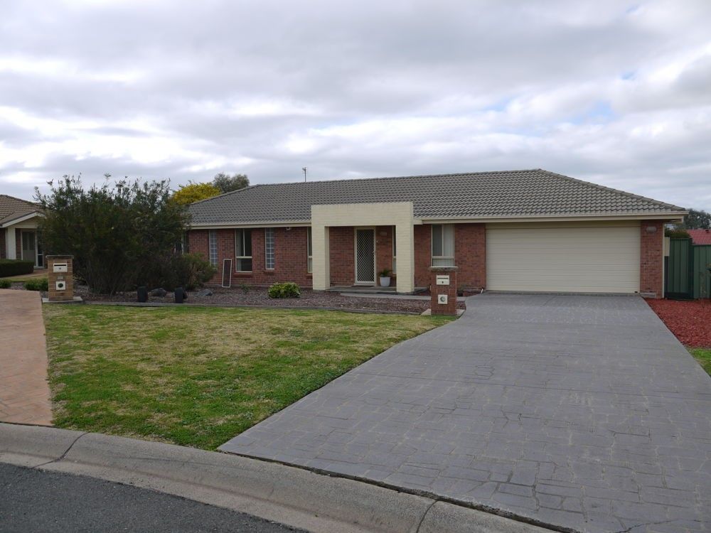 4 bedrooms House in 9 Peter Coote Street QUIRINDI NSW, 2343