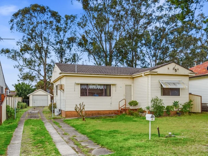 49 Lincoln Drive, Cambridge Park NSW 2747