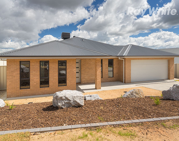 33 Forest Drive, Thurgoona NSW 2640