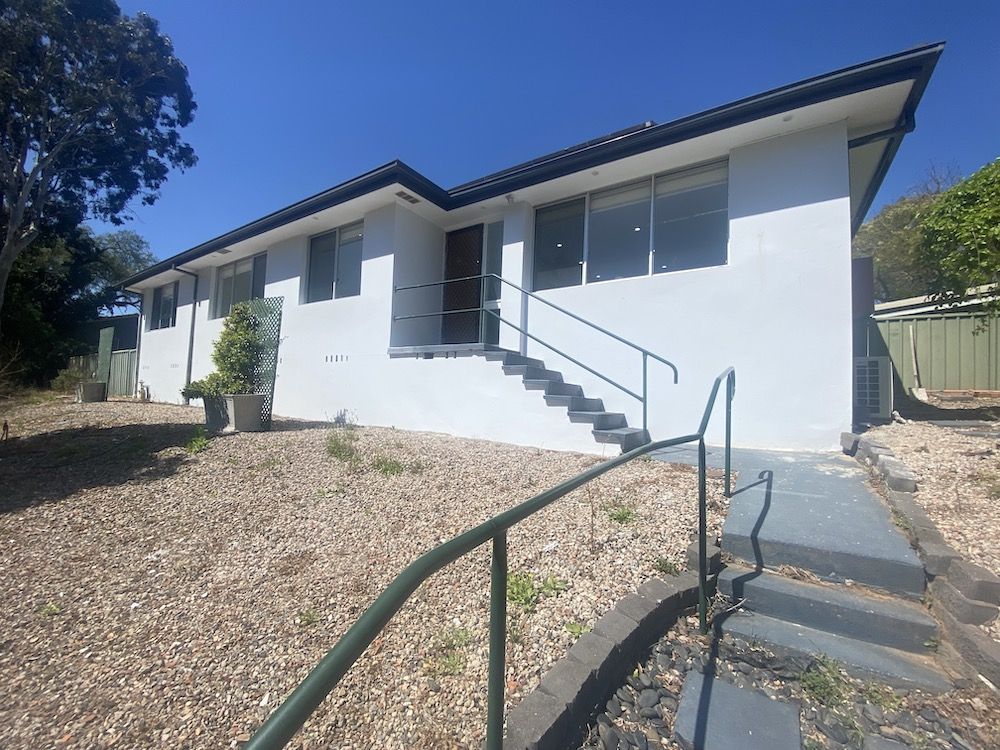 3 bedrooms House in 6 Lillyvicks Crescent AMBARVALE NSW, 2560