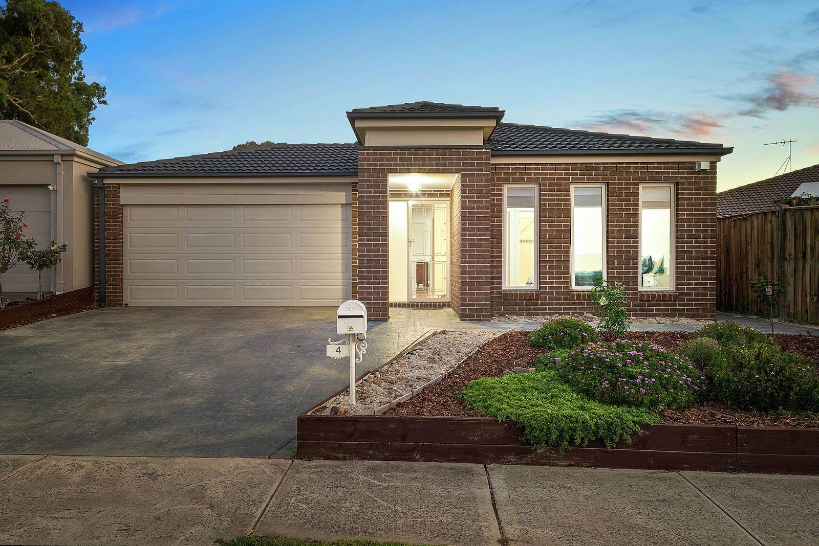 4 Kiora Avenue, Doreen VIC 3754, Image 0