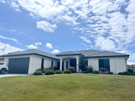 4 London Chase, Arundel QLD 4214