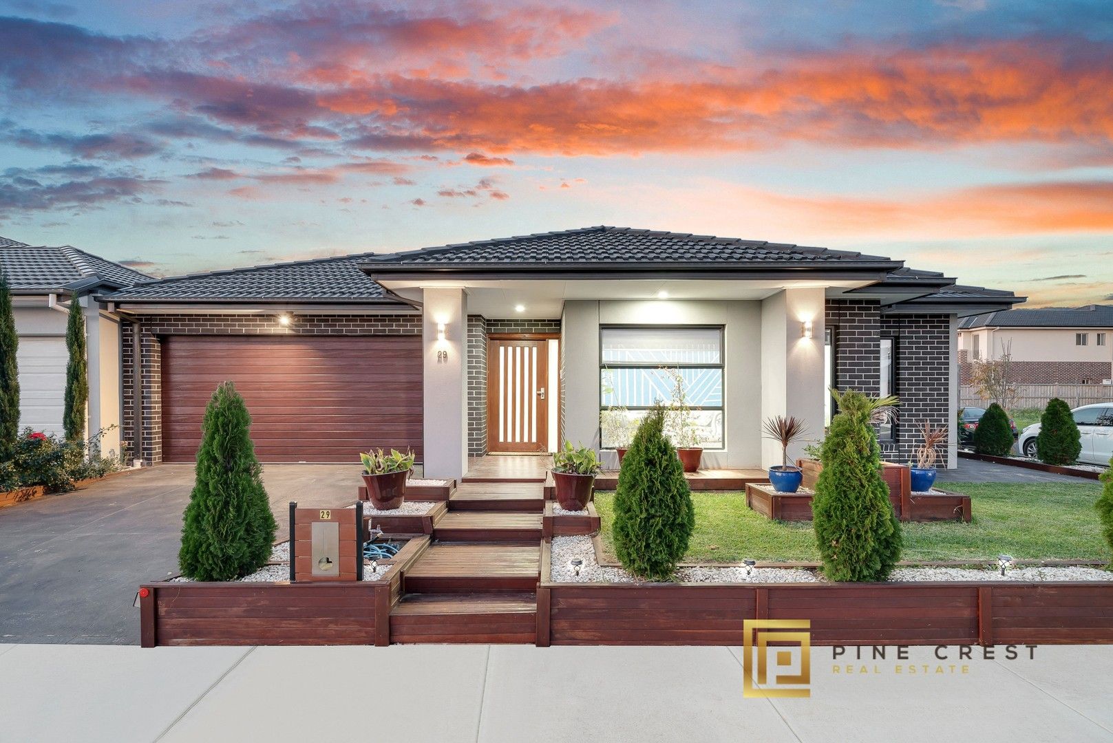 4 bedrooms House in 29 Donahue Street TRUGANINA VIC, 3029