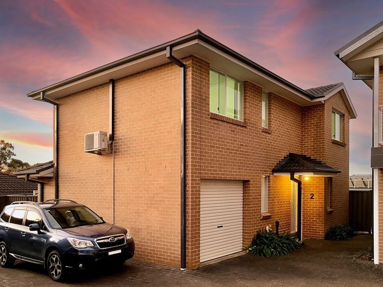3 bedrooms Townhouse in 2 40/42 Chester Road INGLEBURN NSW, 2565