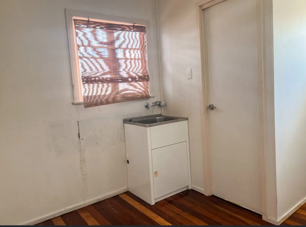 Additional image 9 of 157 Glebe Road, Silkstone QLD 4304