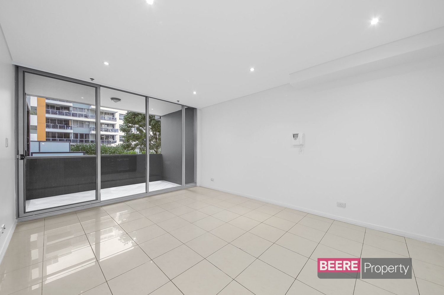 1 bedrooms Apartment / Unit / Flat in 302/5 Potter Street WATERLOO NSW, 2017