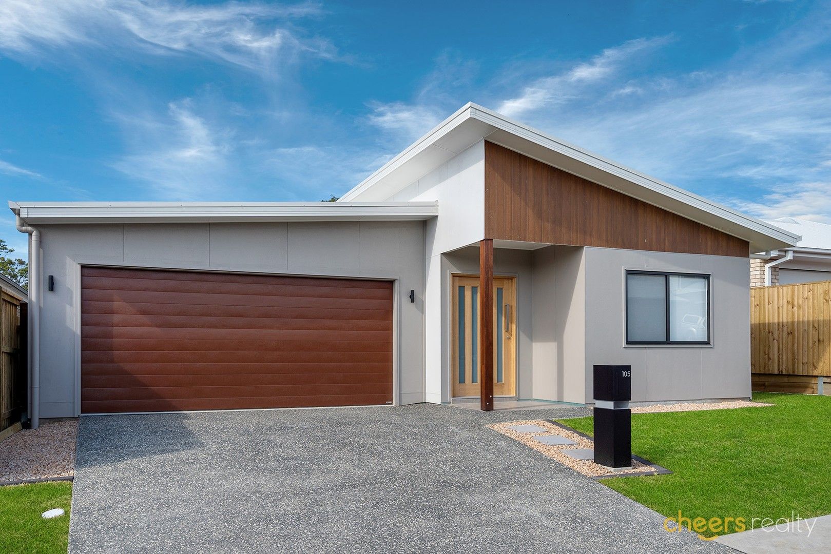4 bedrooms House in 105 Davidson Circuit PARK RIDGE QLD, 4125